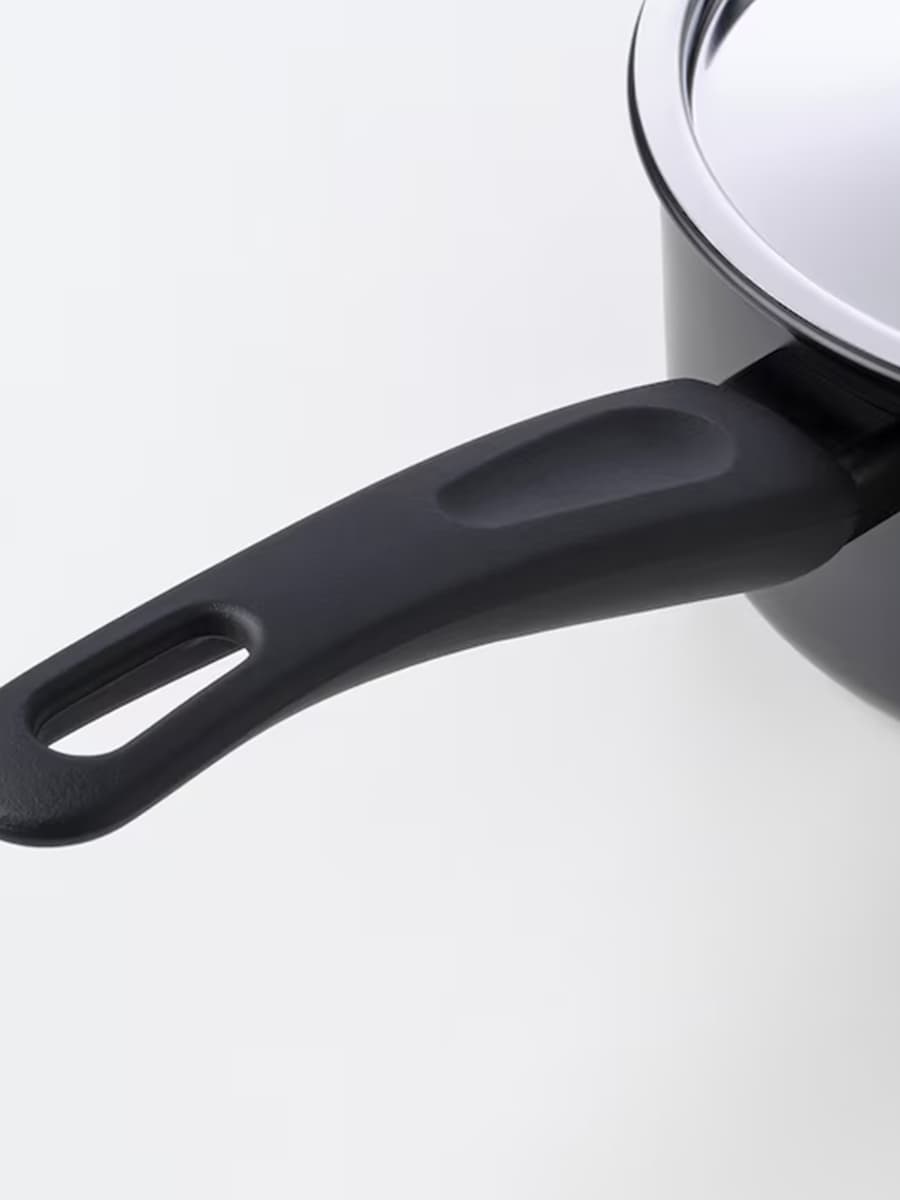 Кастрюля с крышкой IKEA HEMLAGAD черная 2 l