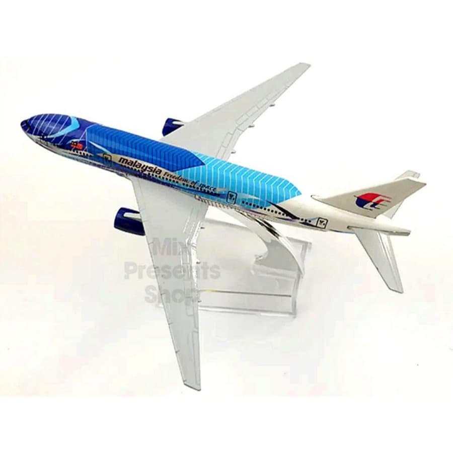 Metal uçar modeli "Malaysia airlines" 16sm