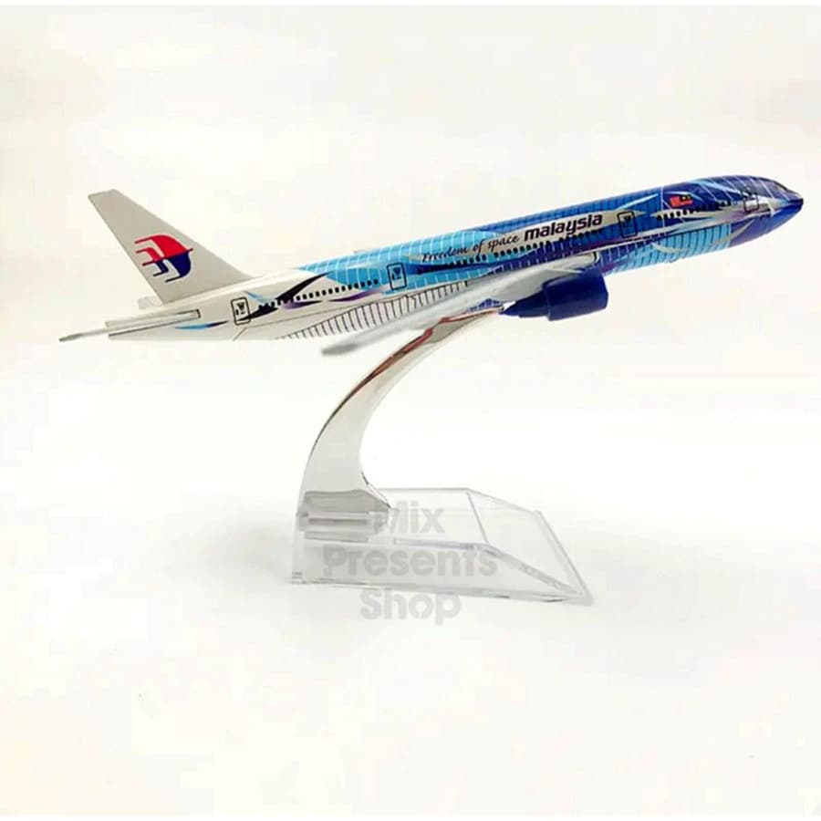 Metal uçar modeli "Malaysia airlines" 16sm