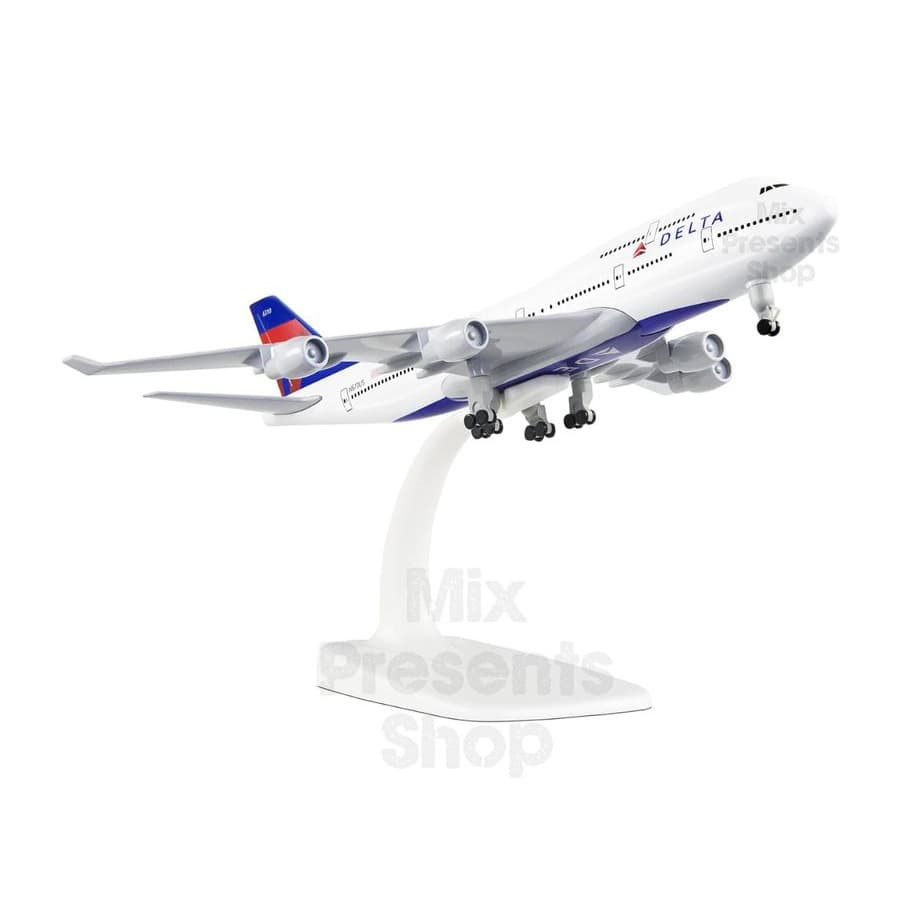 Модель самолёта "Delta" Boeing-747 20см (металл)