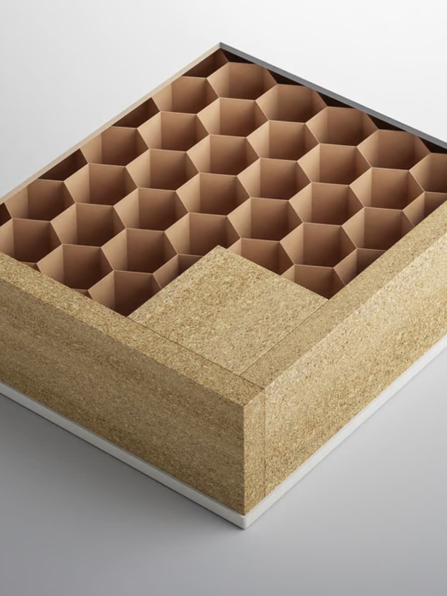 Журнальный столик IKEA Lack 55x55 см под беленый дуб