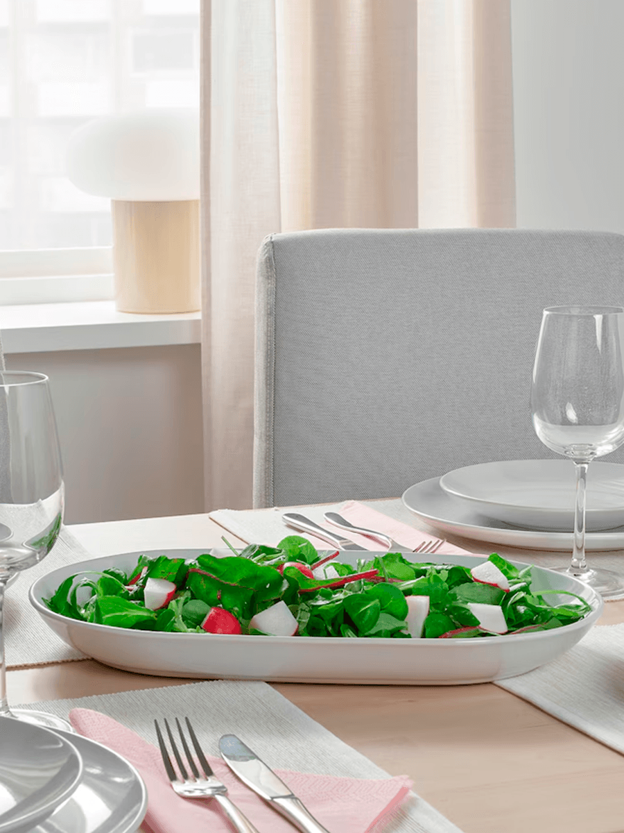 Сервировачная тарелка IKEA GODMIDDAG белая, 32х18 см.