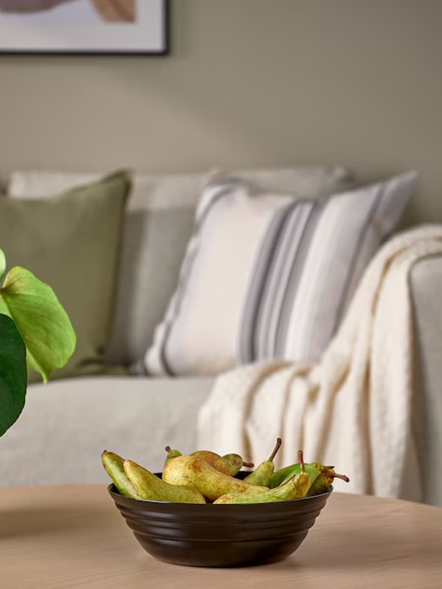 Миска IKEA NÄTBARB сервировочная черная, 22 см