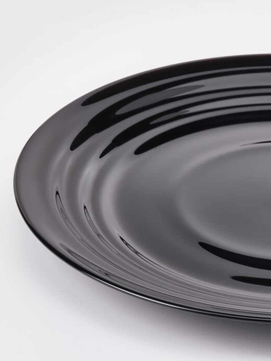 Тарелка IKEA NÄTBARB черная, 19см