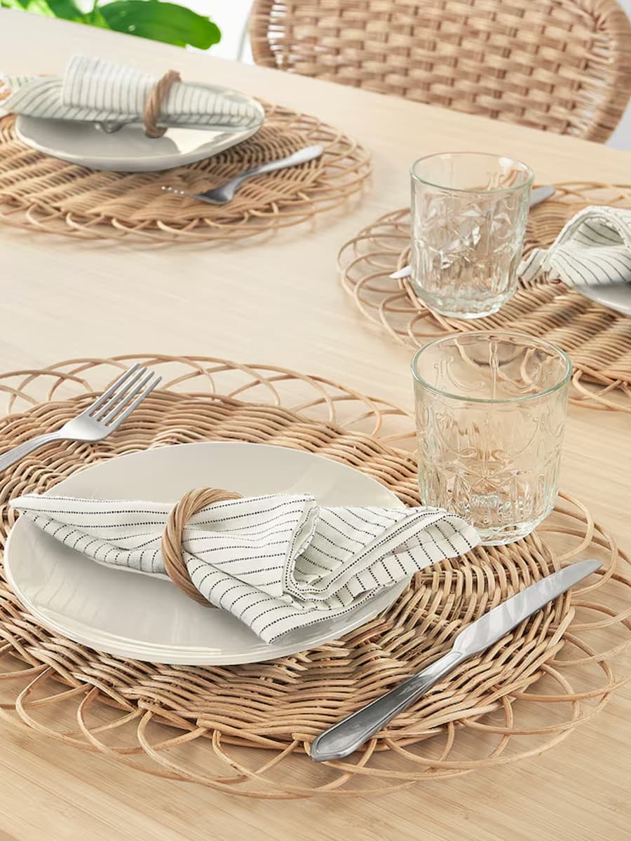 Салфетка под прибор IKEA VARGFISK натуральная/ротанговая, ручная работа, 35 см