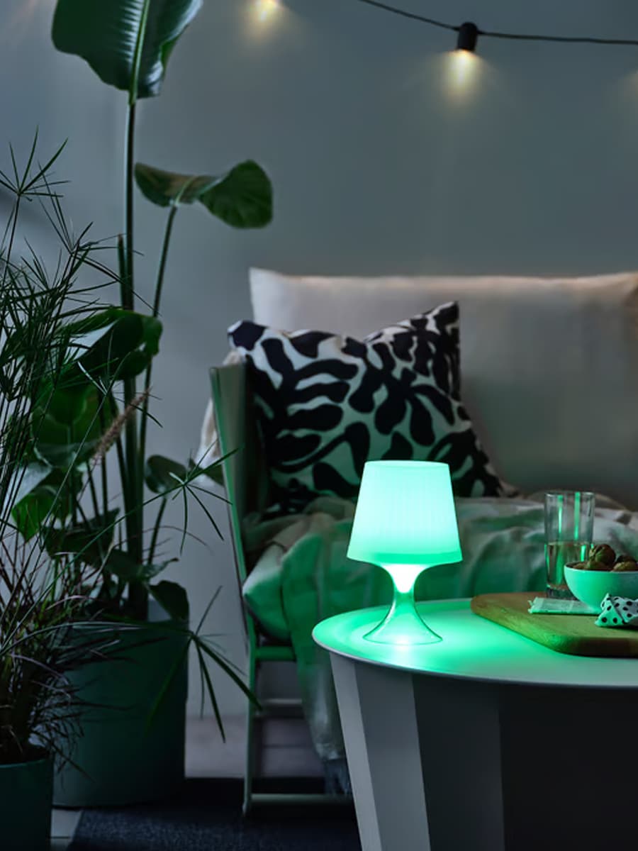 Светодиодная переносная лампа IKEA LAMPAN на батарейках, регулируемая, цветная/уличная, белая, 24 см
